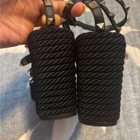 Valentino Garavani ROCKSTUD ANKLE STRAP WEDGE SANDALS 38 - Picture 11 of 12